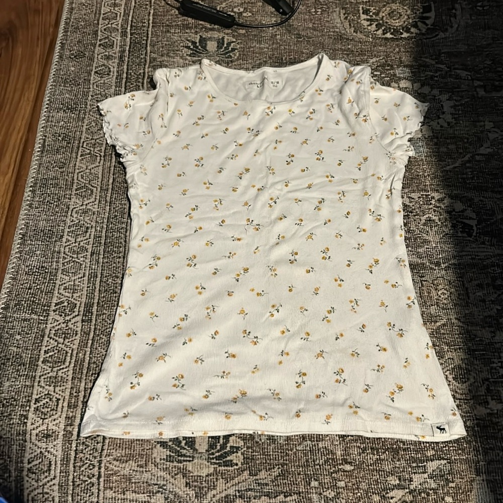 Abercrombie kids floral top